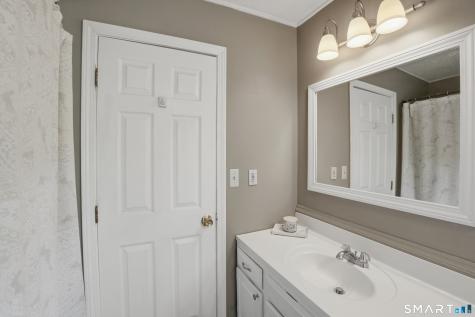 59 Williams Road Cheshire CT 06410