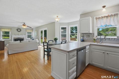 59 Williams Road Cheshire CT 06410