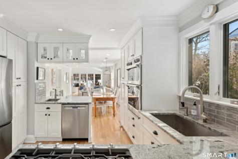 25 Lakeside Avenue Darien CT 06820
