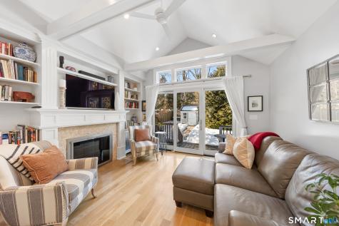 25 Lakeside Avenue Darien CT 06820