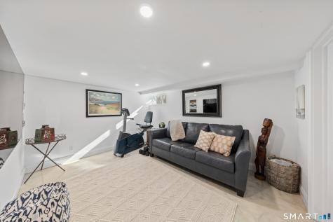 25 Lakeside Avenue Darien CT 06820