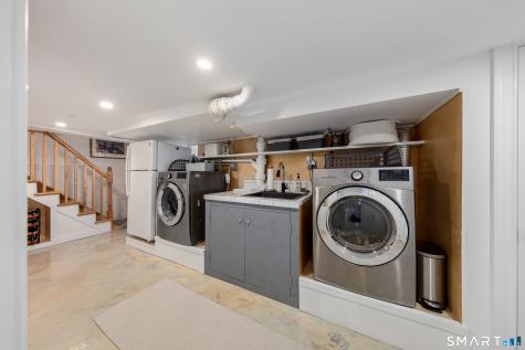 25 Lakeside Avenue Darien CT 06820