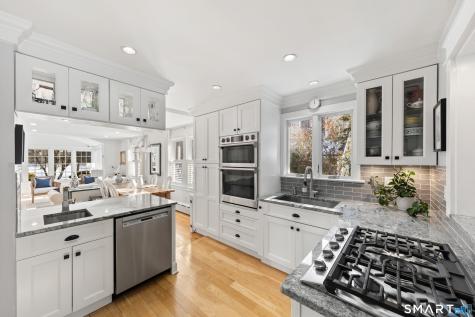 25 Lakeside Avenue Darien CT 06820