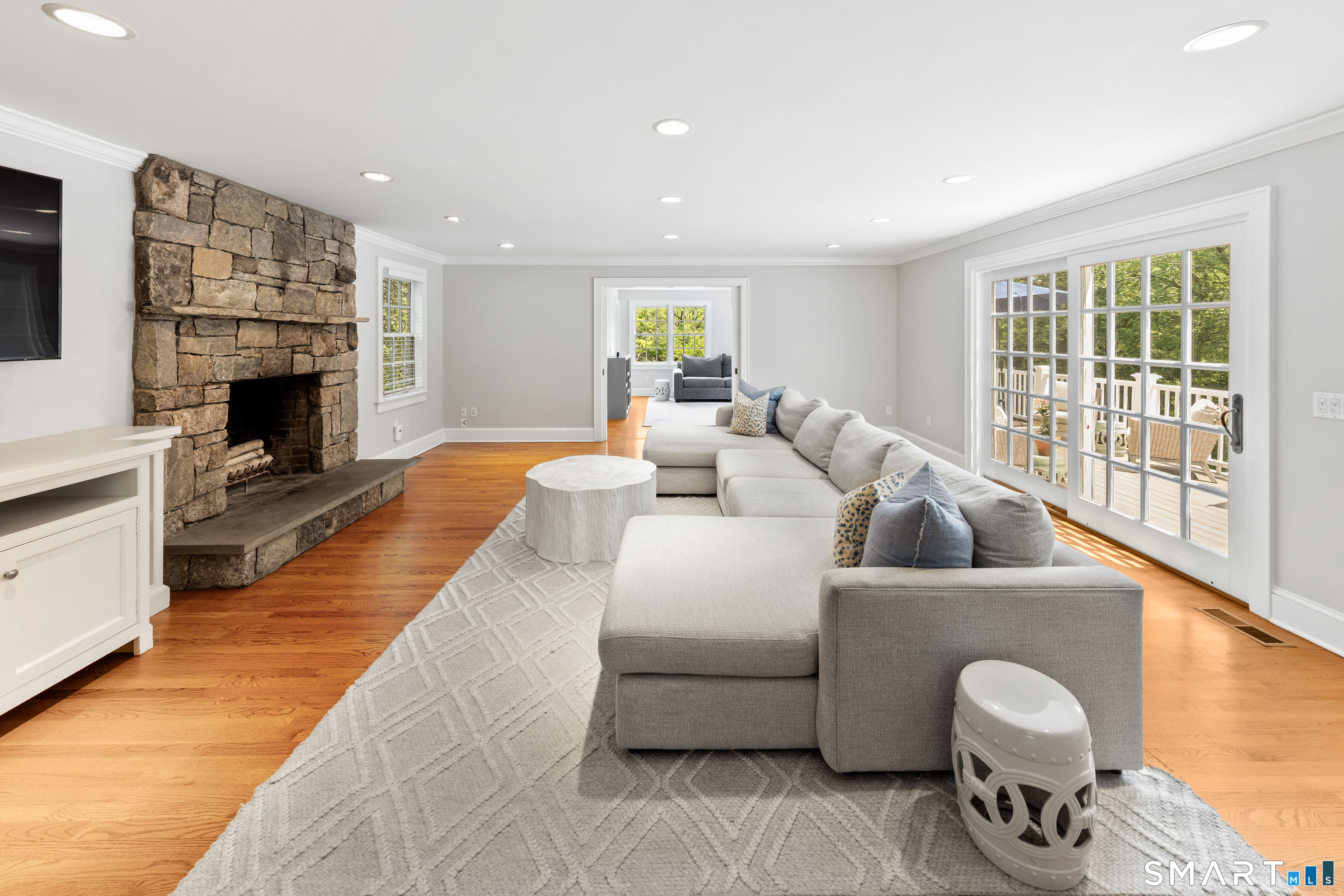 2444 Bronson Road Fairfield CT 06824