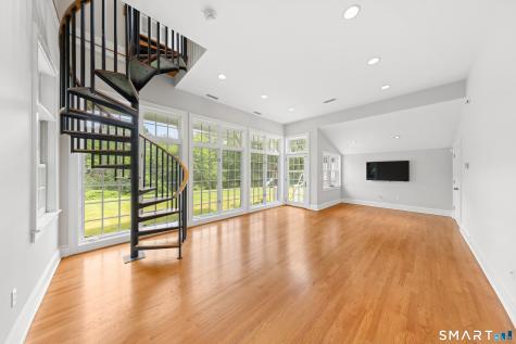2444 Bronson Road Fairfield CT 06824