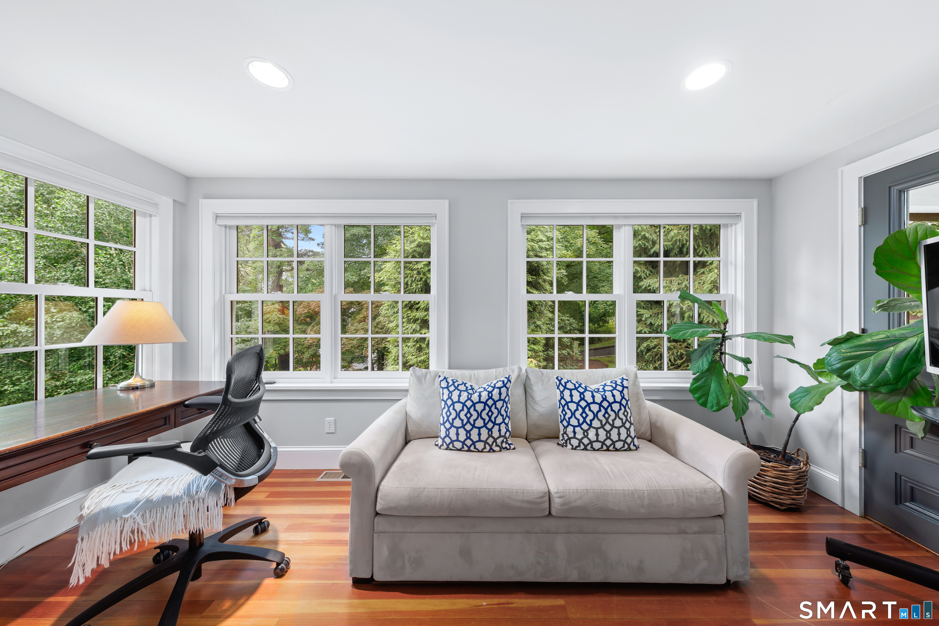 2444 Bronson Road Fairfield CT 06824