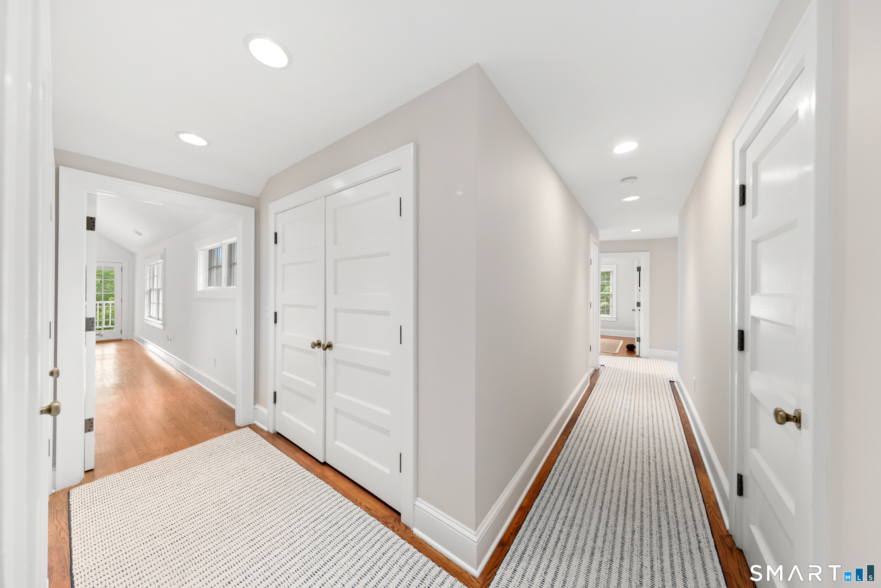 2444 Bronson Road Fairfield CT 06824
