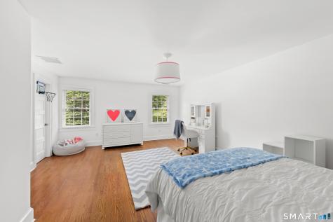2444 Bronson Road Fairfield CT 06824
