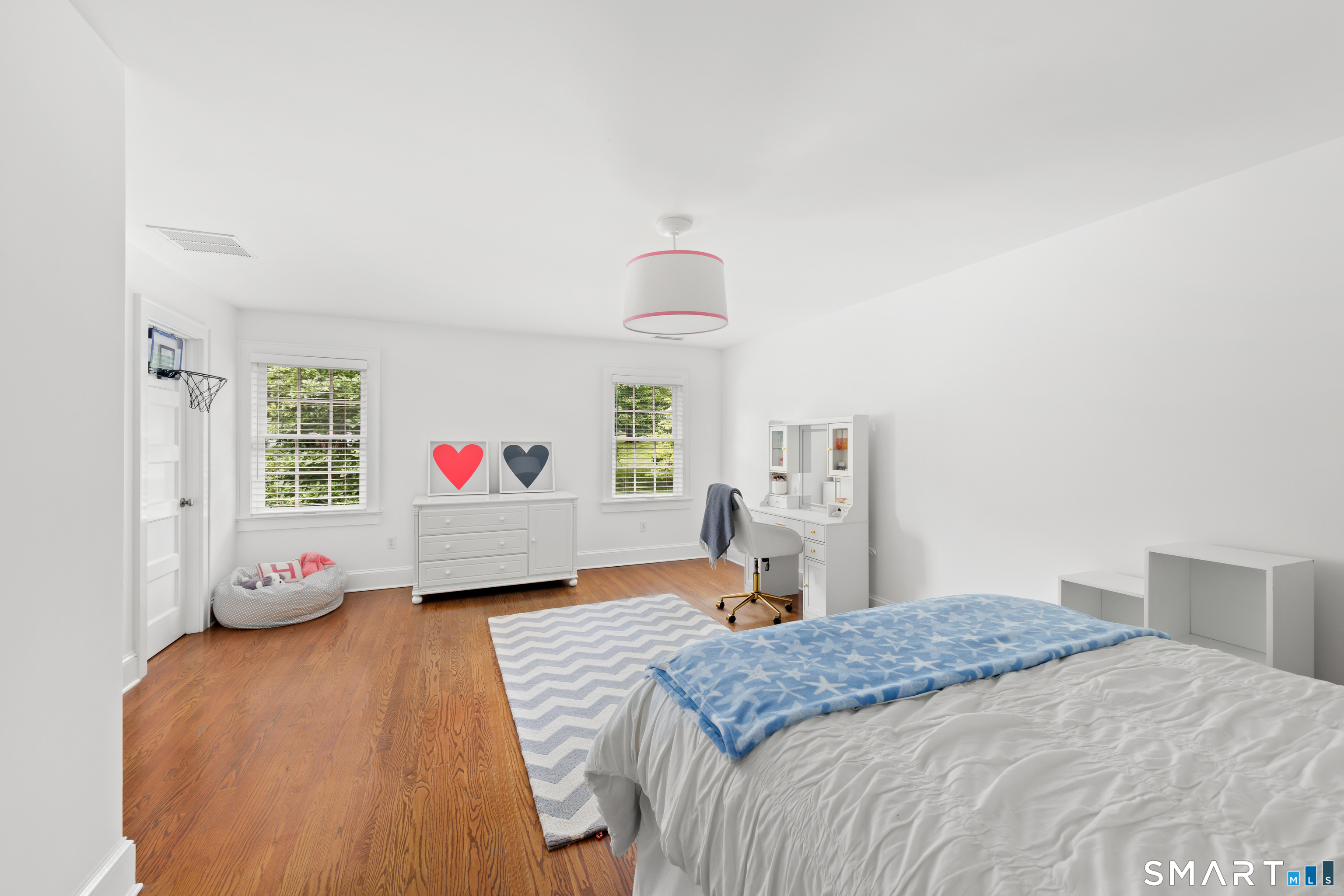 2444 Bronson Road Fairfield CT 06824