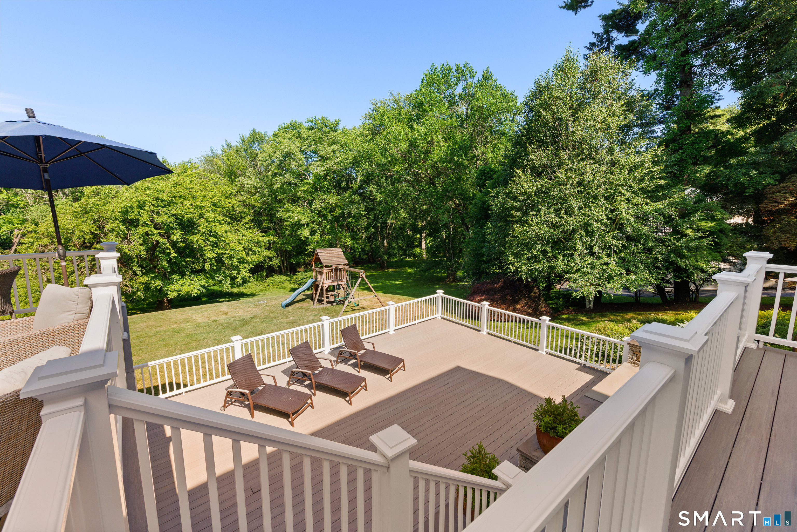 2444 Bronson Road Fairfield CT 06824
