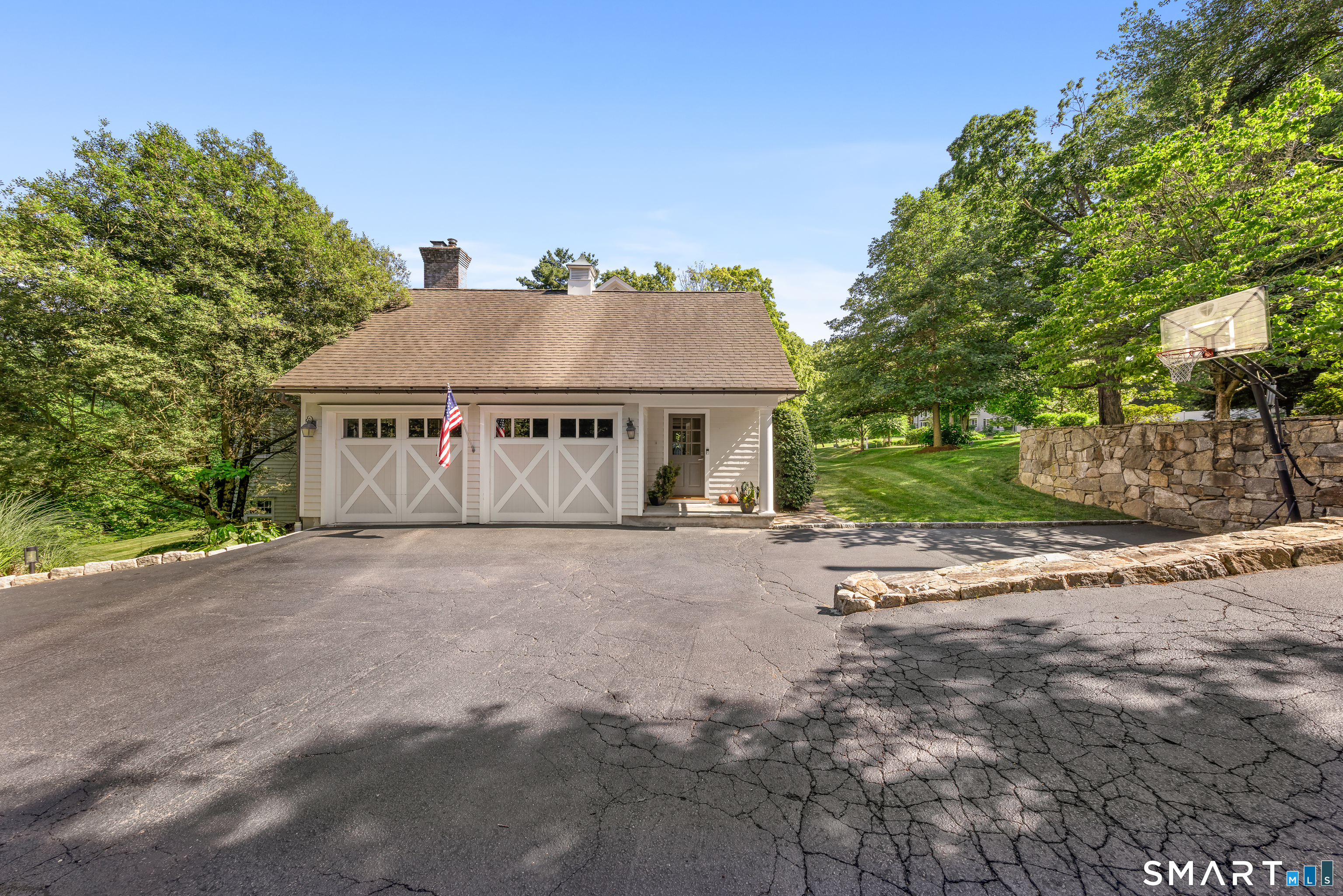 2444 Bronson Road Fairfield CT 06824
