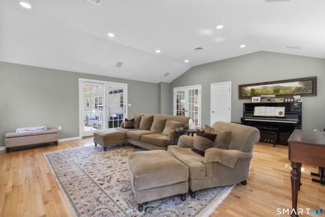 28 Oriole Drive Norwalk CT 06851