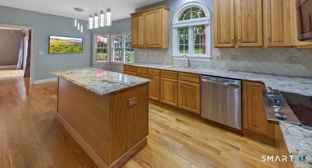21 Cobblers Mill Road Newtown CT 06482
