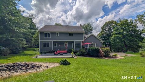 21 Cobblers Mill Road Newtown CT 06482