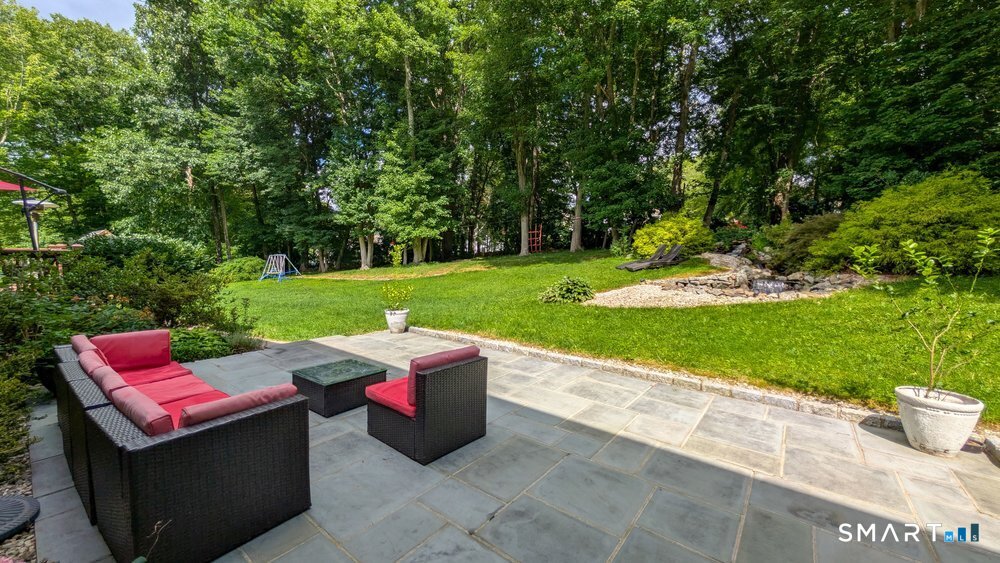21 Cobblers Mill Road Newtown CT 06482