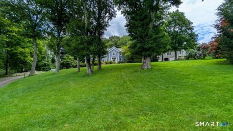 21 Cobblers Mill Road Newtown CT 06482