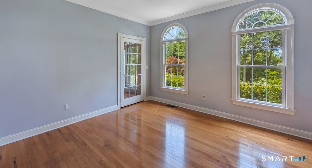 21 Cobblers Mill Road Newtown CT 06482