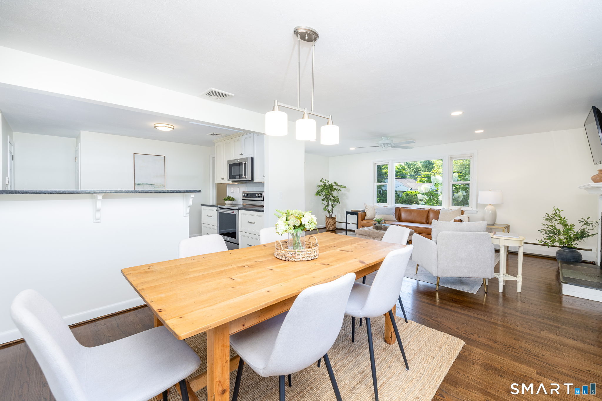 24 Haynes Road West Hartford CT 06117
