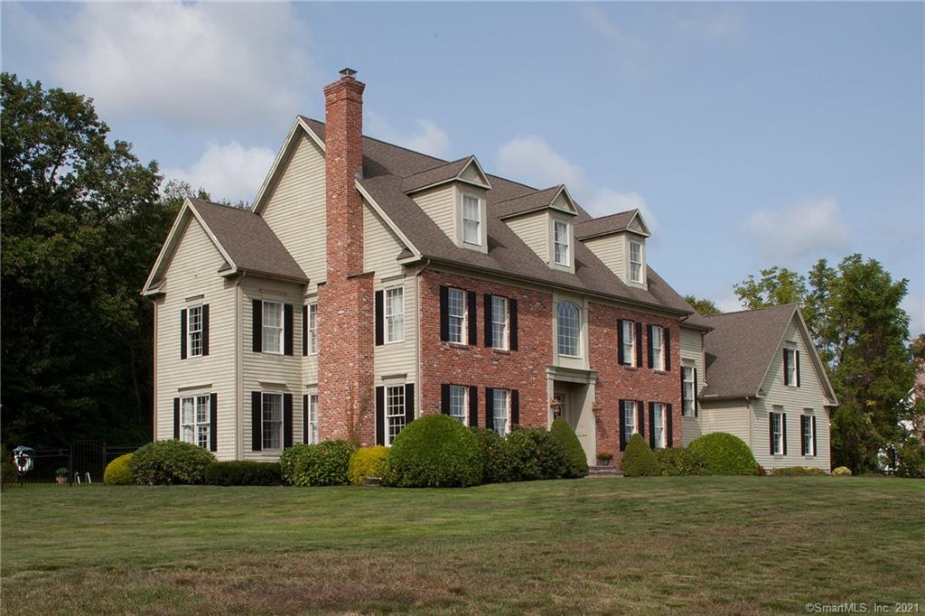 15 Hoffmann Road Canton CT 06019