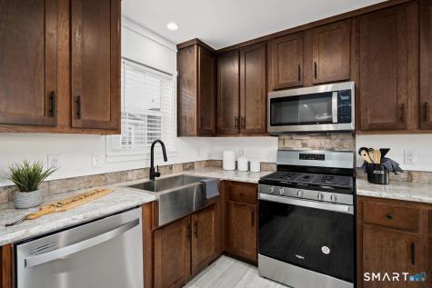 104 B Street Groton CT 06340
