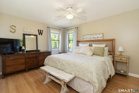 754 Riverside Drive Orange CT 06477