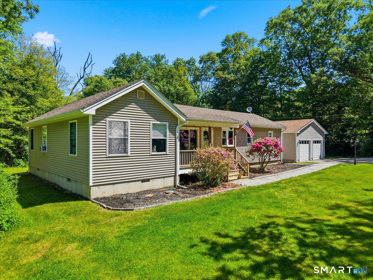 860 Long Cove Road Ledyard CT 06335
