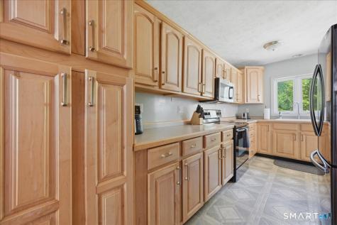 860 Long Cove Road Ledyard CT 06335