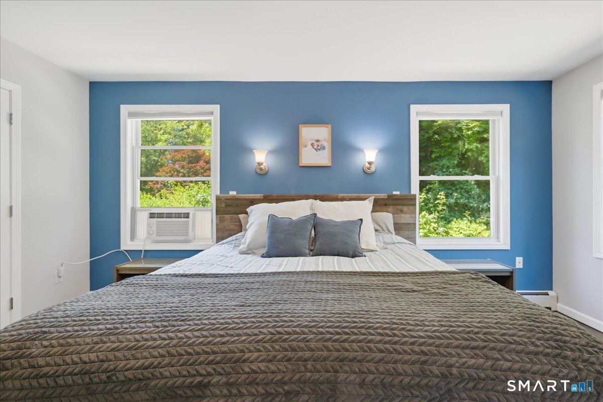 860 Long Cove Road Ledyard CT 06335