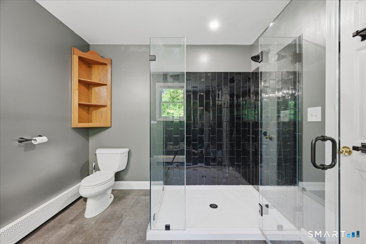 860 Long Cove Road Ledyard CT 06335