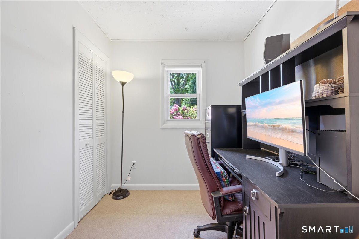 860 Long Cove Road Ledyard CT 06335