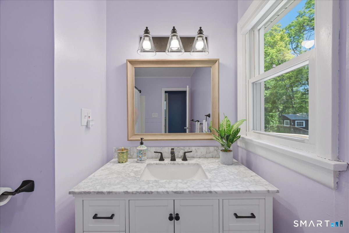 860 Long Cove Road Ledyard CT 06335