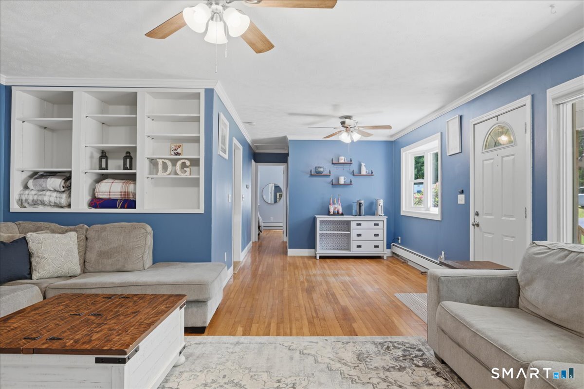 860 Long Cove Road Ledyard CT 06335