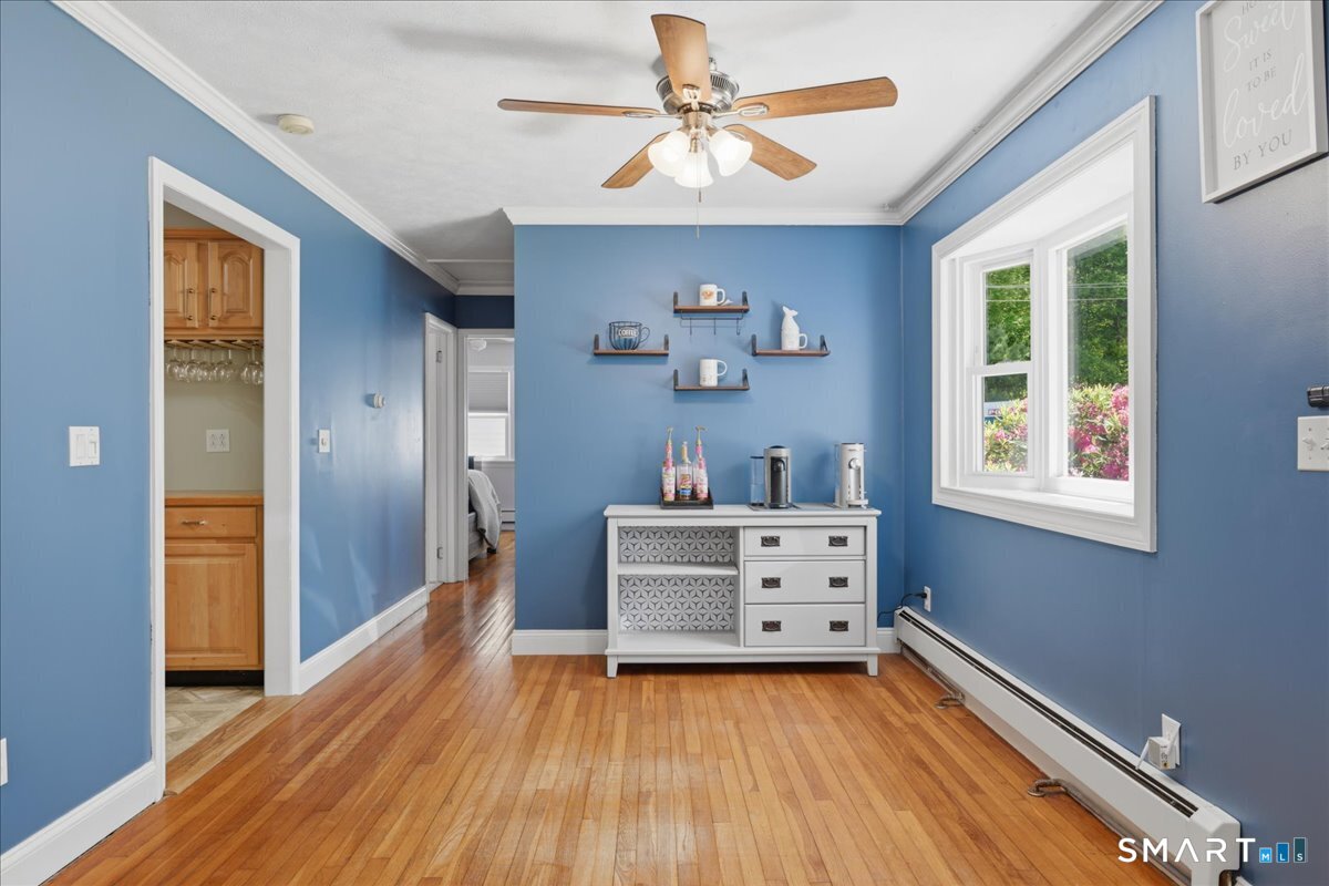 860 Long Cove Road Ledyard CT 06335