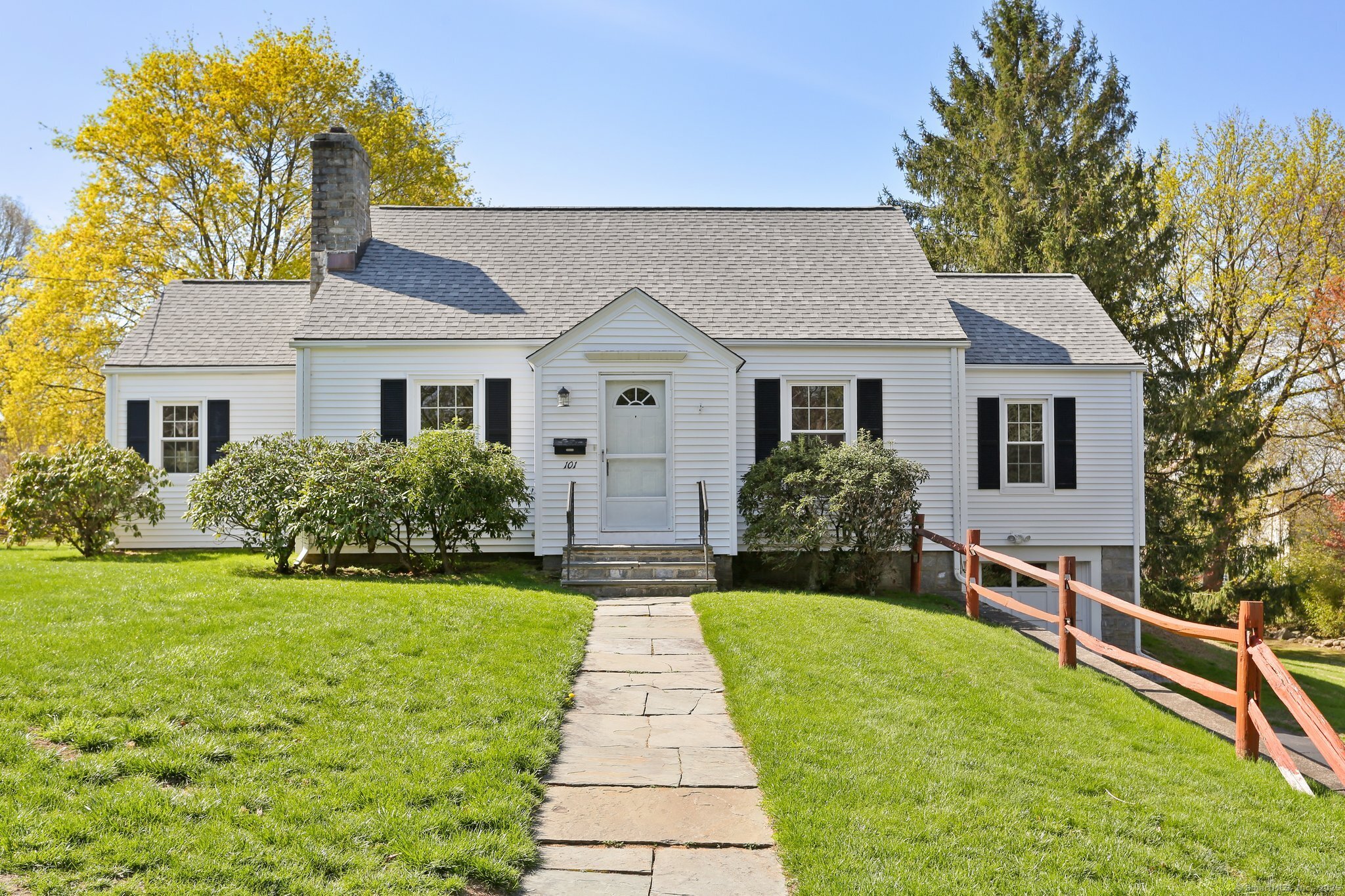 101 Killian Avenue Trumbull CT 06611