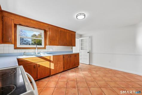 81 River Road Preston CT 06365