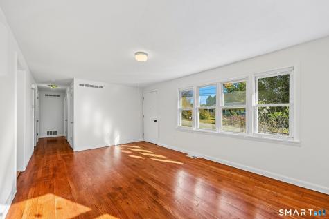 81 River Road Preston CT 06365