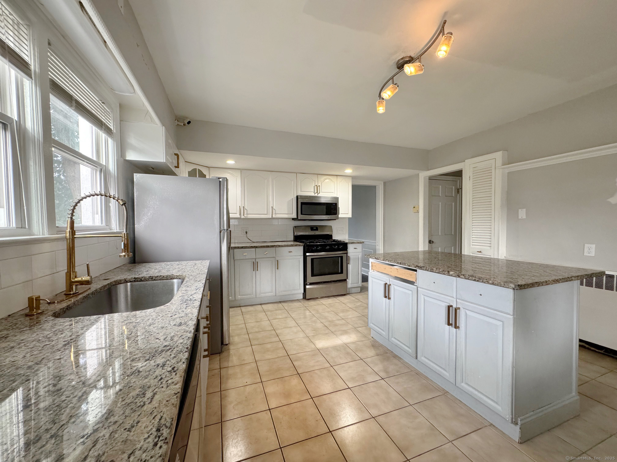 1265 Lindley Street Bridgeport CT 06606