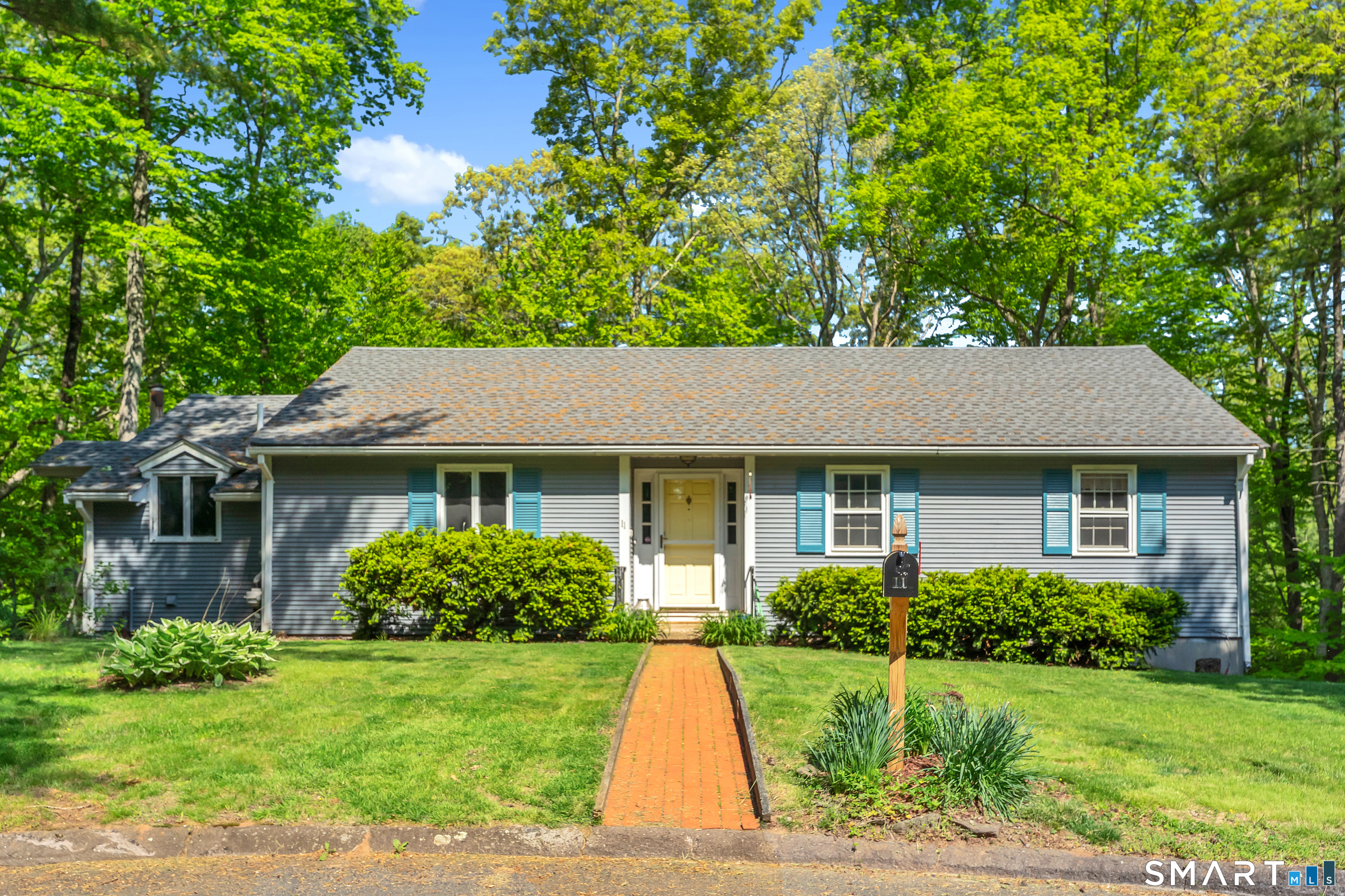 11 Candlewood Lane Farmington CT 06032