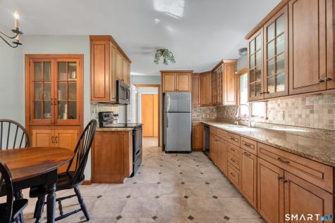 11 Candlewood Lane Farmington CT 06032