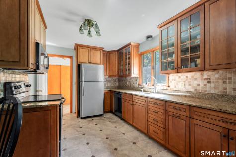 11 Candlewood Lane Farmington CT 06032