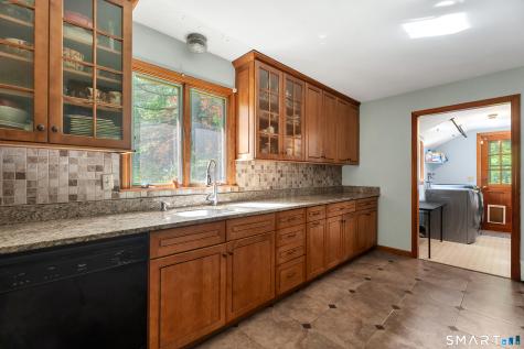11 Candlewood Lane Farmington CT 06032