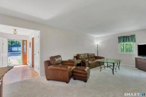 11 Candlewood Lane Farmington CT 06032