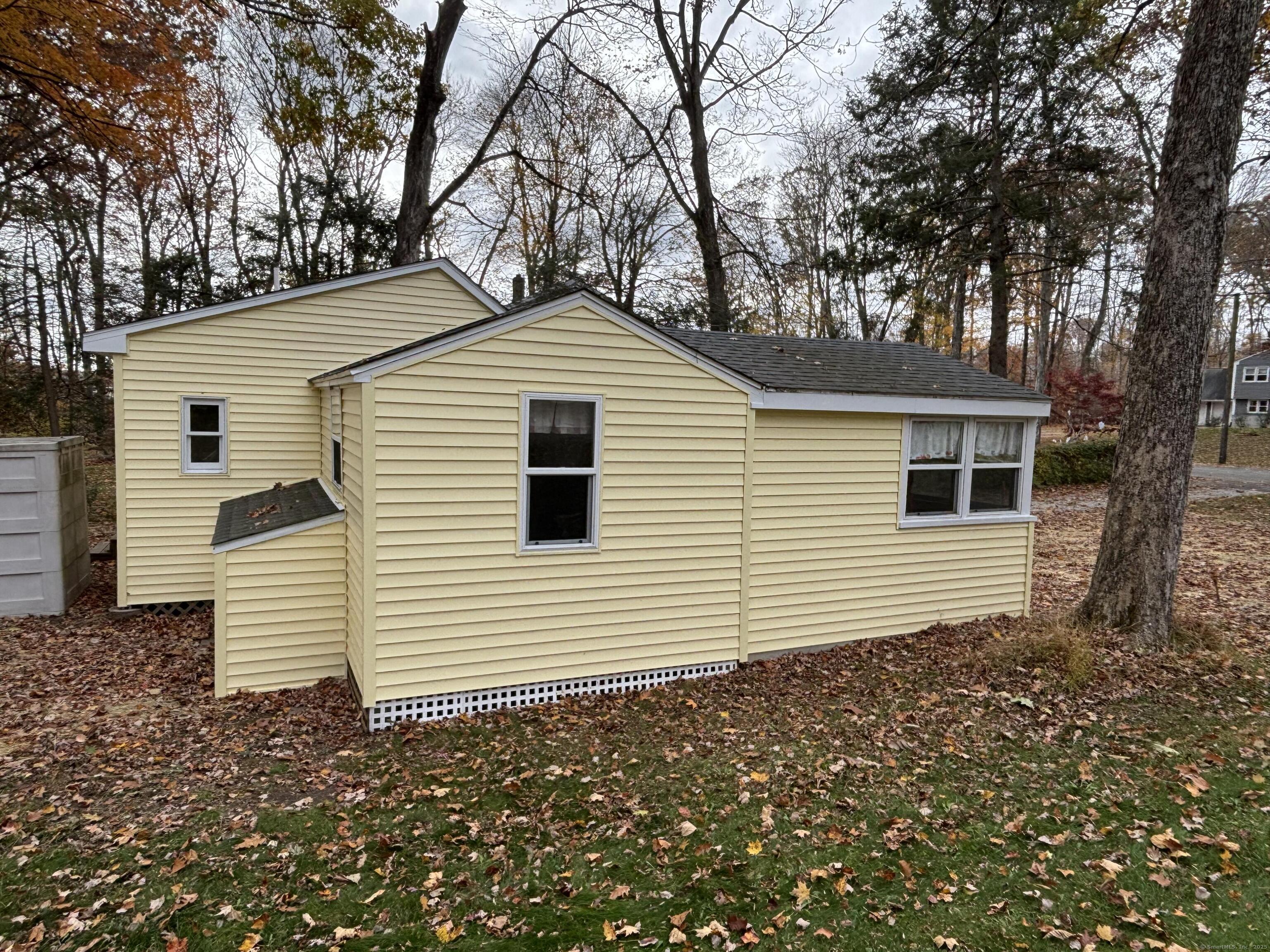 34 Gardner Lake Heights Salem CT 06420