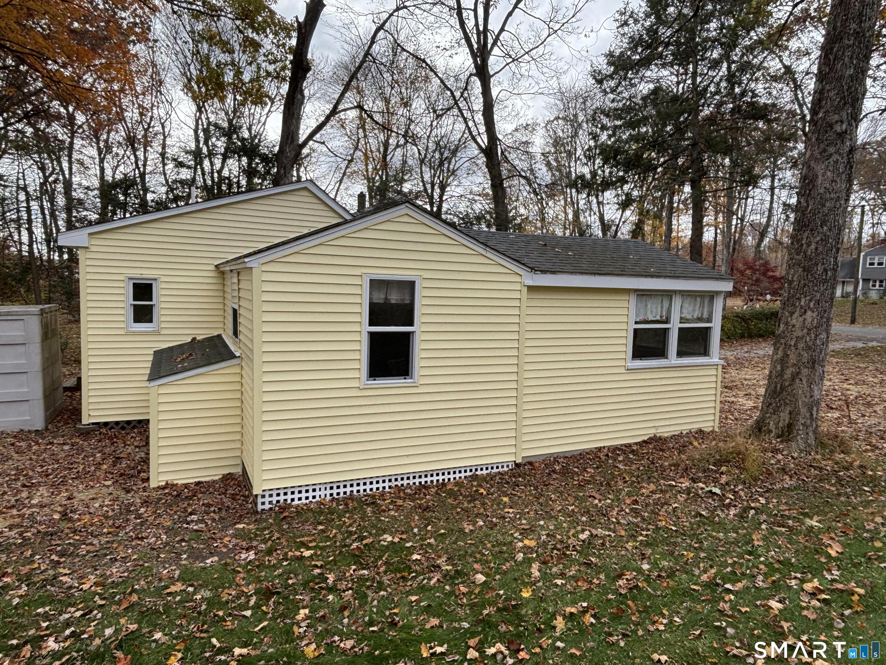 34 Gardner Lake Heights Salem CT 06420