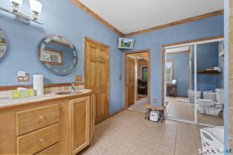 29 Coles Road Cromwell CT 06416