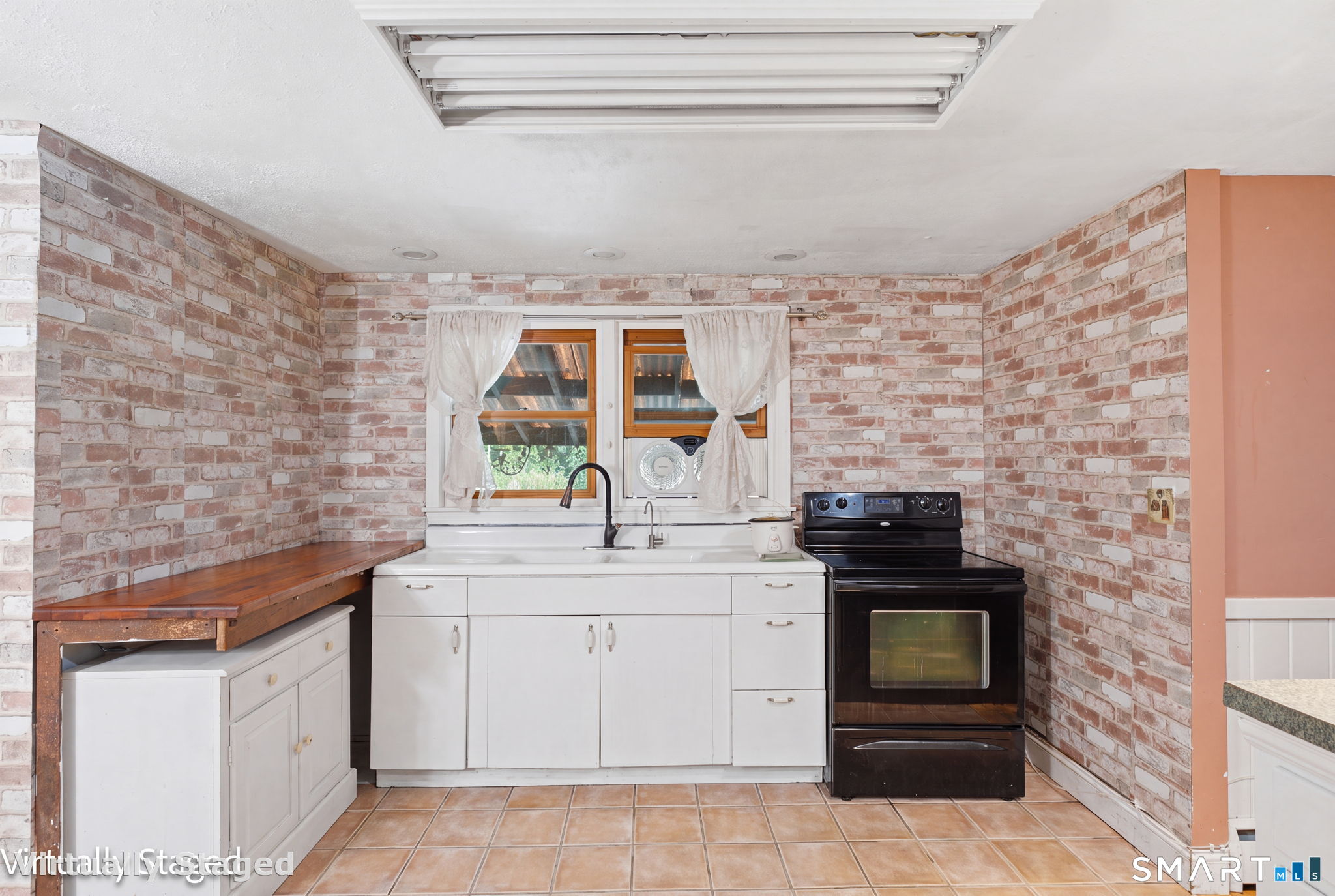 170 Rockwell Avenue Plainville CT 06062