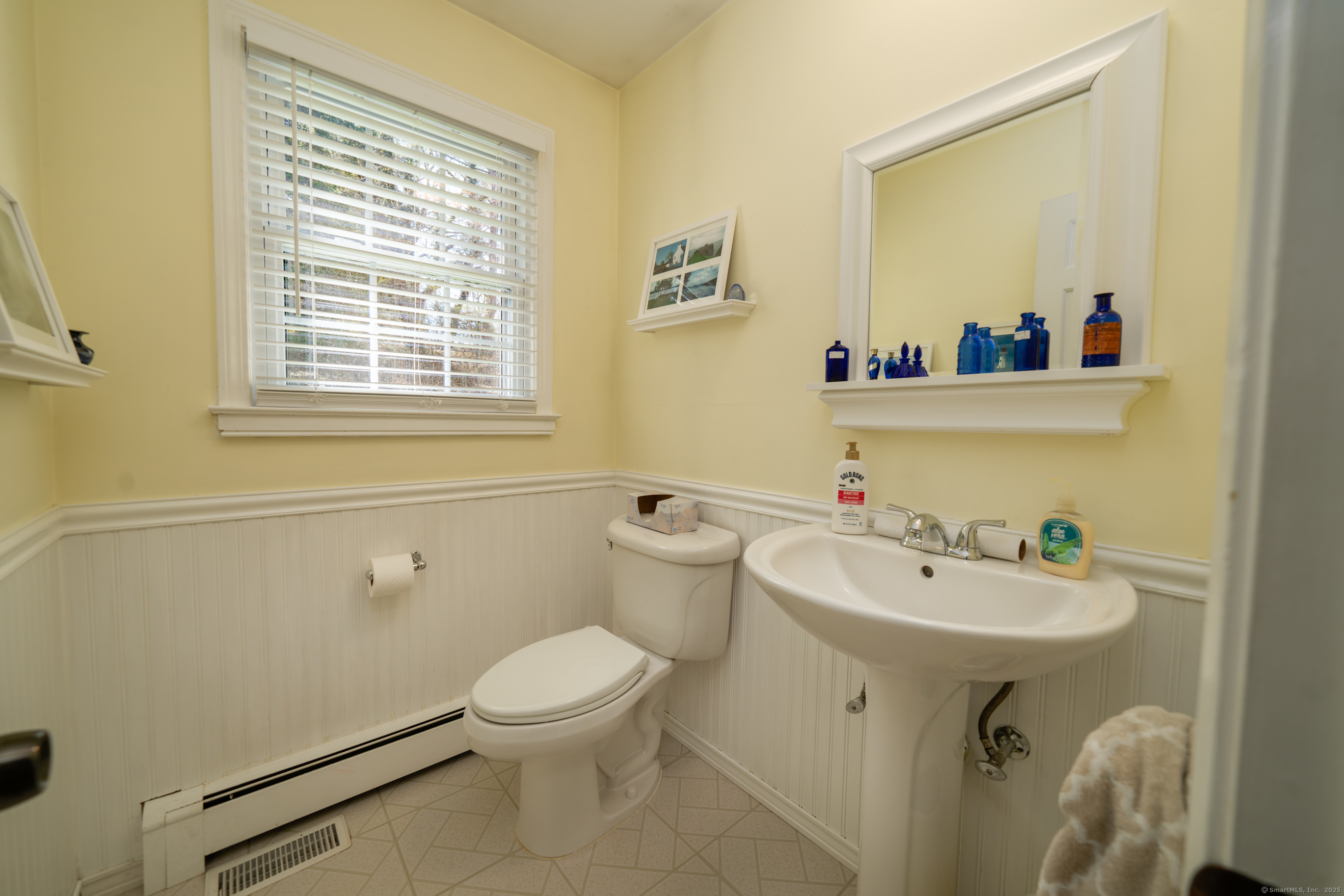 10 Corbin Circle Branford CT 06405