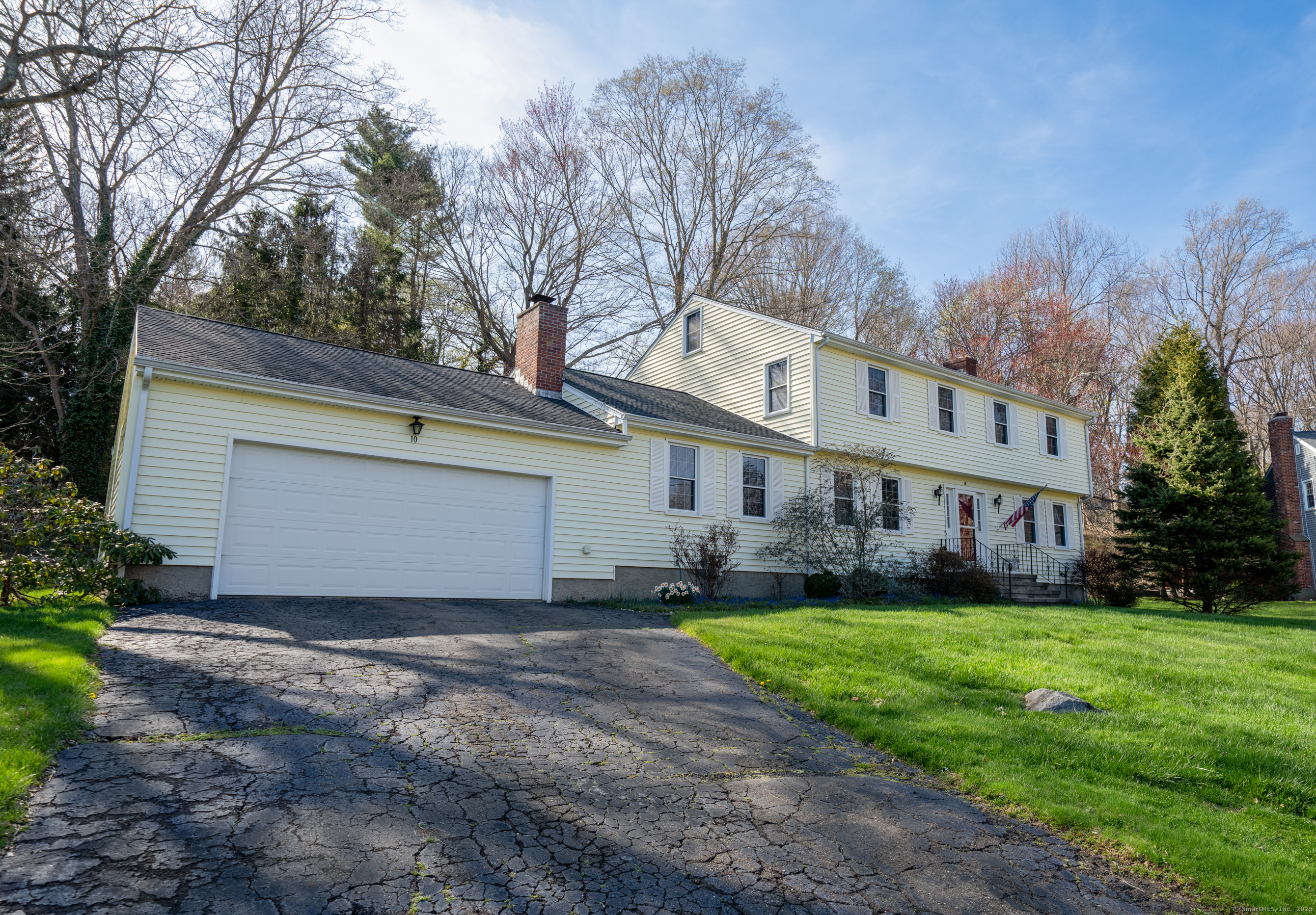 10 Corbin Circle Branford CT 06405