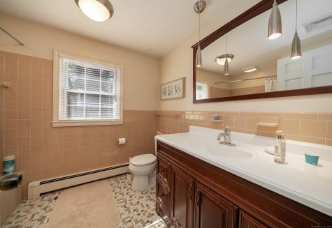 10 Corbin Circle Branford CT 06405