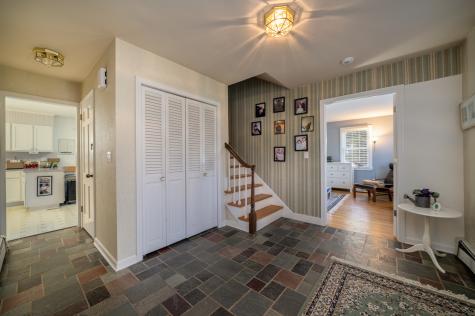 10 Corbin Circle Branford CT 06405